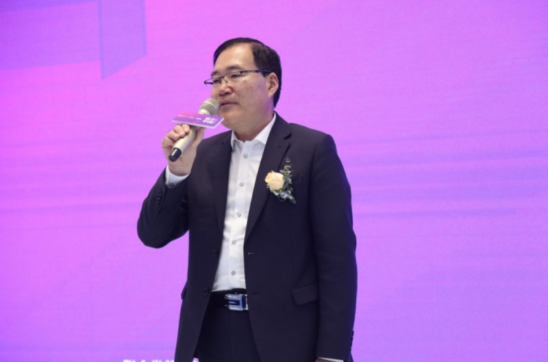 設計中國X東鵬巖板全國巡回論壇暨墻面巖板發(fā)布會（青島站）11月23日圓滿舉行！_2