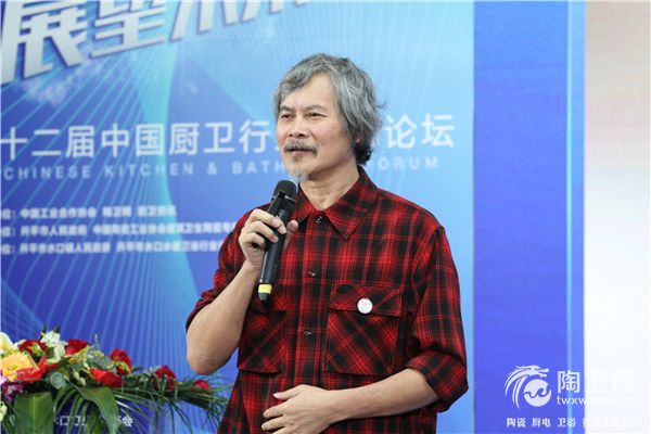 1539847674535614.jpg 余靜贛.jpg