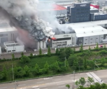 電池工廠突發(fā)火災(zāi)，已發(fā)現(xiàn)20多具遺體！該樓存放著3萬多個鋰電池成品，尹錫悅下令：全力搜救