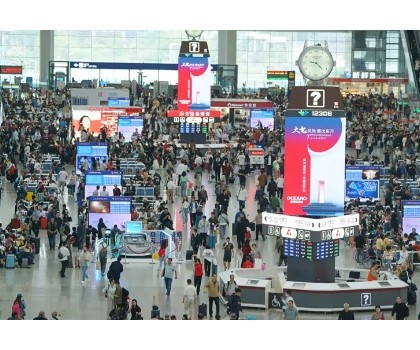 歐神諾中國(guó)玉震撼霸屏上海高鐵，持續(xù)釋放品牌勢(shì)能！