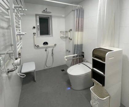 校企共創(chuàng)｜東鵬攜手同濟大學(xué)助力適老化發(fā)展，聚力打造老齡宜居范本