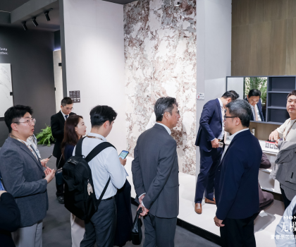 美爾奇巖板2025潭洲展圓滿落幕：以“巖無界 定未來+”引領(lǐng)家居新浪潮