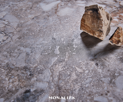 觸摸時(shí)空的紋路：時(shí)空石韻系列，讓歲月在肌理中流淌