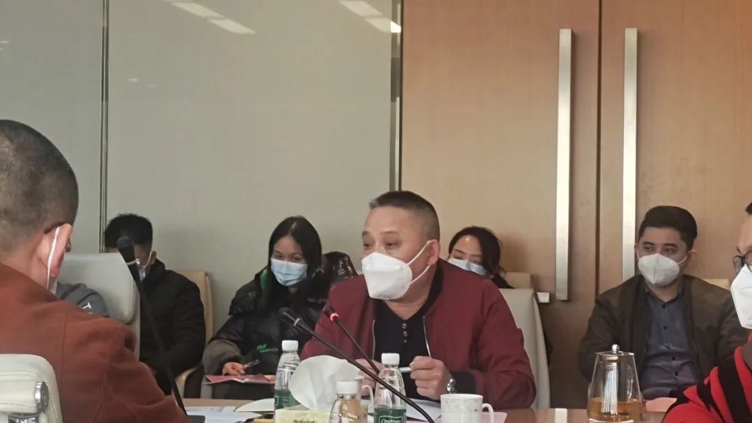 1672222727458693.jpg 益高衛(wèi)浴年終總結(jié)大會(huì)順利召開(kāi)5.jpg