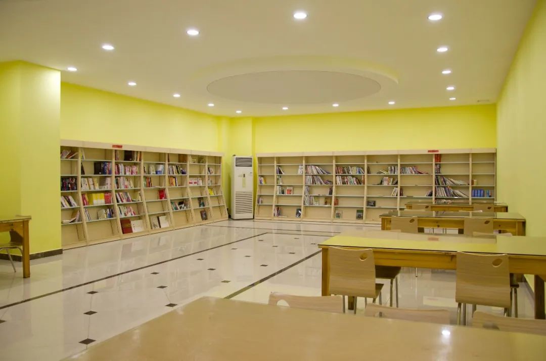 1699426081458877.jpg 5.jpg