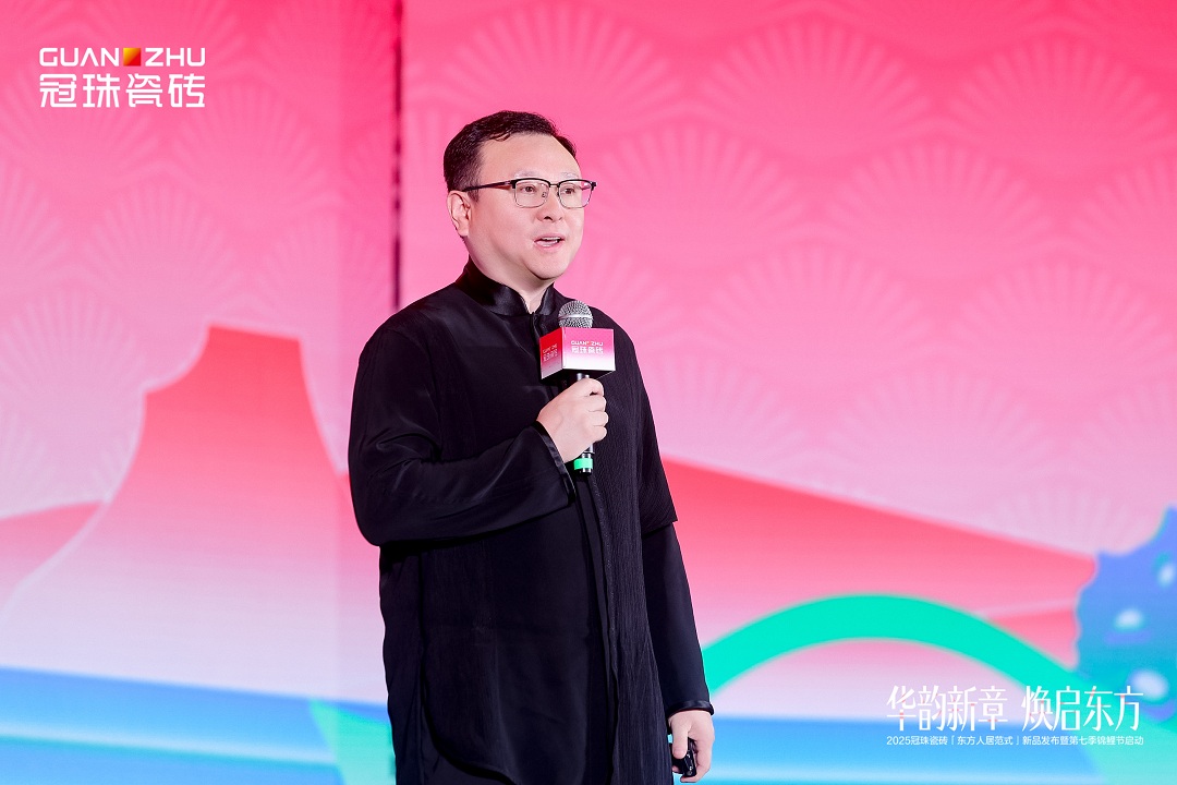 6“生活美學(xué)”首倡者、中國社會科學(xué)院哲學(xué)所美學(xué)室研究員博士生導(dǎo)師 劉悅笛老師新.jpg